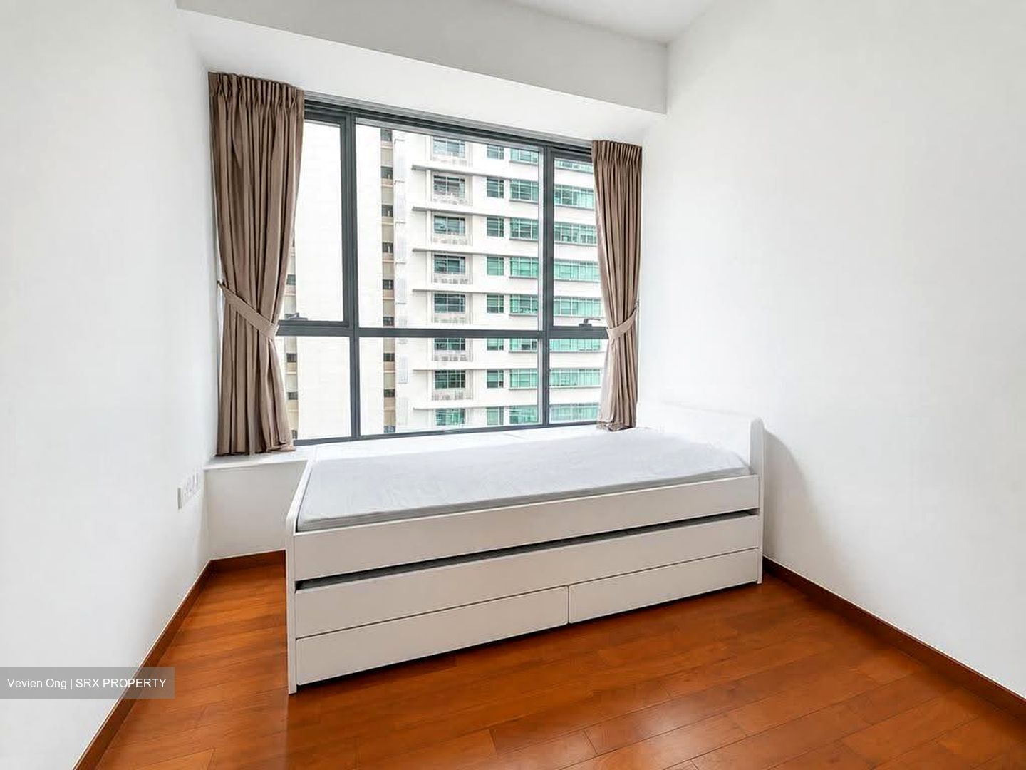 Lincoln Suites (D11), Condominium #608154431